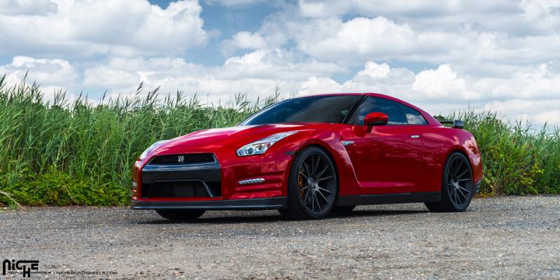Nissan GT-R